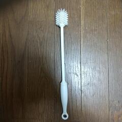 3COINSのシリコンボトルブラシ