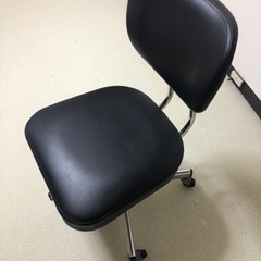 勉強机用椅子①