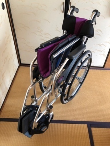 カドクラ 車椅子　パープル  軽量 折り畳み【美品】希望者様決定