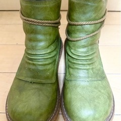 緑色　合皮ラウンドトゥショートブーツ　24cmの画像