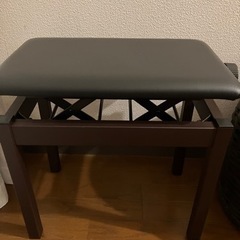 ピアノ椅子