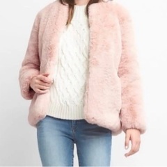 GAP フェイクファーコートの画像