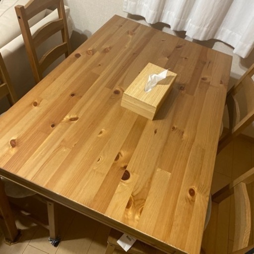 ダイニングテーブル