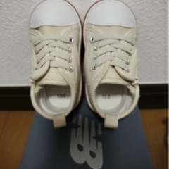 【最終お値下げ】 スニーカー 13cmの画像