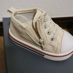 【最終お値下げ】 スニーカー 13cmの画像