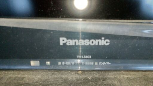 テレビ　TH-L32C3