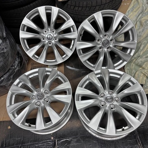 美品　y51 フーガ　ハイブリッド　日産　純正　ハイグロス　ホイール　18インチ