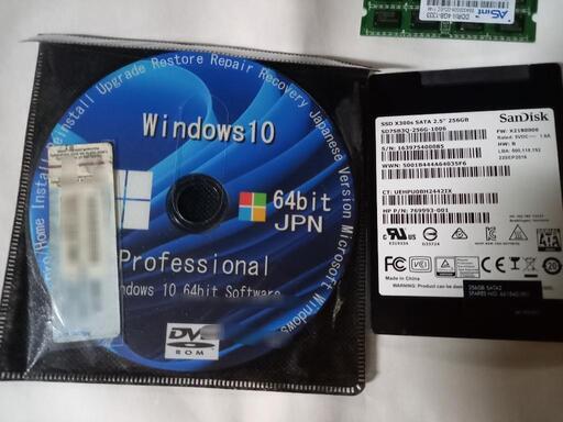Sandisc SSD 256GB  win10proクリーンインストール済み