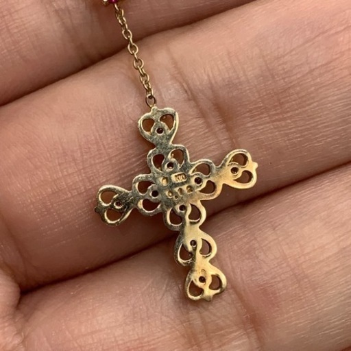 売り切れました。K10 10金　ダイヤモンドクロス　ネックレス　2.3g 0.12ct 約45cm