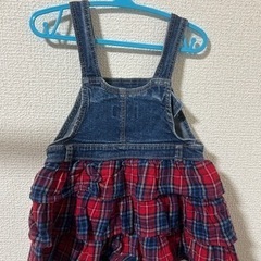 今年処分！最終値下げ！西松屋　デニム  チェック柄　ジャンパースカート  90の画像