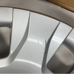 ハイエース ホイールキャップ 1台分の画像