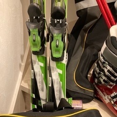 スキー道具一式まとめ売りの画像