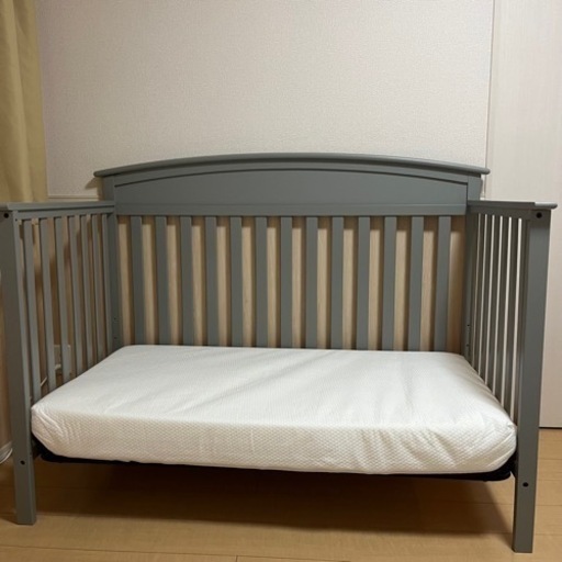 Graco ベビーベッド/ Baby Crib (English below)