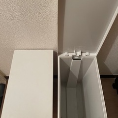 蓋つきゴミ箱　2個の画像