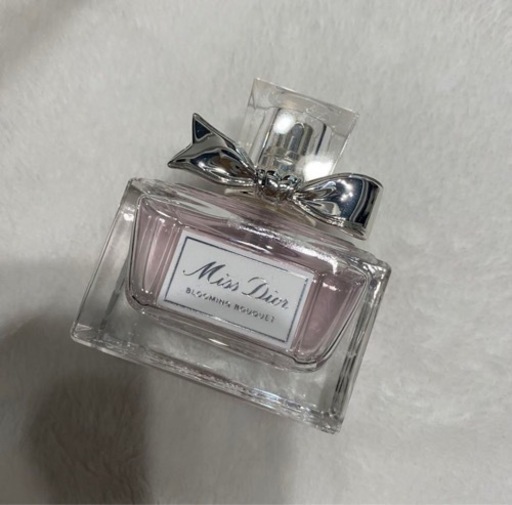 ミス ディオール アブソリュートリー ブルーミング オードゥ パルファン