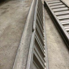 アルミブリッジ　長さ約2.3m 幅約36cm 高さ約8cmの画像