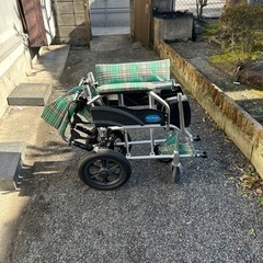介護用車椅子譲ります。の画像