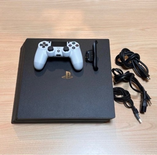 【お話し中】PS4 pro本体 + コントローラー2点