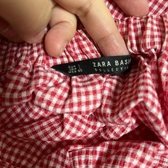 ZARA ギンガムチェック 赤の画像