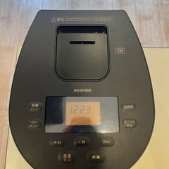 アイリスオーヤマ IHジャー炊飯器 3合 RC-IL30-B