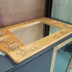 ② ミラー 壁掛け鏡 幅39cm タテ58cm ウォールミラー 木枠 薔薇柄 札幌市東区 新道東店の画像