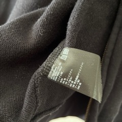 ユニクロ パーカー(中古品)美品です！レディース大きいサイズ3XLの画像