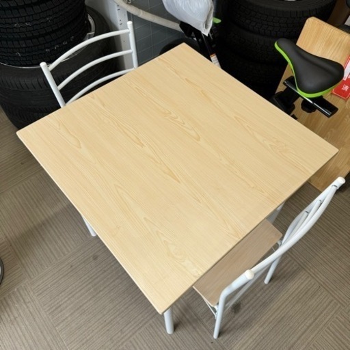 【超美品‼️】コンパクトサイズ♪ 70cm幅2人掛けダイニングテーブルセット 木目調ライトブラウン♪