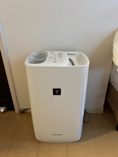 シャープ 加湿器 ハイブリッド HV-R55-W ホワイト 容量4L/加湿量550mL 15畳 給水かんたん レギュラータイプ プラズマクラスター 7000