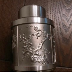 有名な（錫スズ）茶缶の画像
