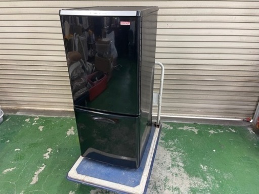 パナソニック　ノンフロン冷凍冷蔵庫　138L  2ドア　黒