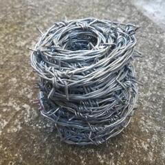 有刺鉄線　園芸等の画像