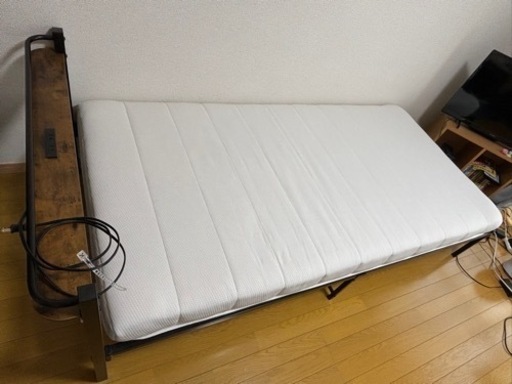 【引渡者決定】組立式で運びやすさ◎フレーム&マットレス 2点セット！【コンセント付き】ニトリ【バジーナC-STN JH BK】【ZERO LIGHT3 VB】