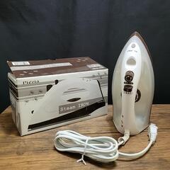 スチームアイロン　2013年製