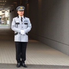 冠婚葬祭場で交通誘導警備 【短時間実働で時給1,300円以上】の画像