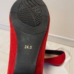 赤　パンプス　スエード　24.0㎝　美品の画像