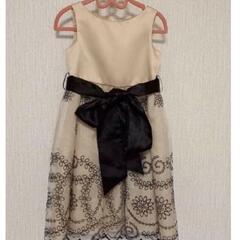 フォーマルドレスの画像