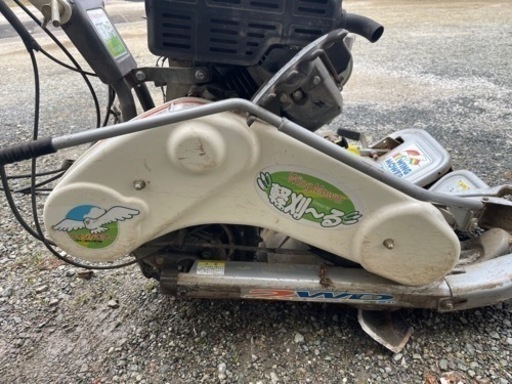 ウイングモア 軽刈〜る 自走式 2面 あぜ 草刈機 2WD 