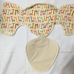 首かっくんにならない頭あて　抱っこひも用品