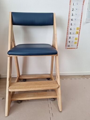 学習いす ニトリ