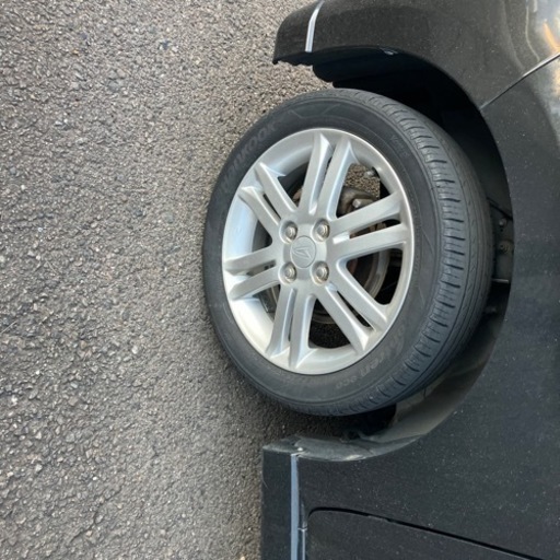 取り引き中ダイハツ純正15インチホイール