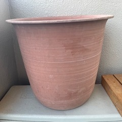 インテリアポット・大型植木鉢・直径49cm・底面直径25cmくらい・高さ39cm・の画像