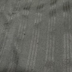 adidasジャージ上とポロシャツの画像