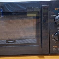 冷蔵庫、洗濯機、電子レンジのセットの画像