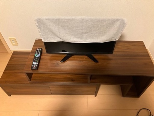 テレビ台とテレビお譲りします