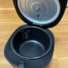 炊飯器　4号炊き　の画像