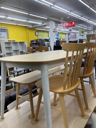 三幸ジャパン?未使用品！シンプルデザイン?ダイニング4点セット　436