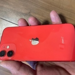 iPhone12miniレッド　64㎇の画像