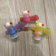 ヘアクリップ　ヘアピン　1つ100円の画像