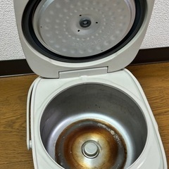 2016年タイガー製炊飯器の画像