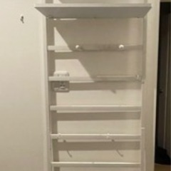 【受け渡し決まりました】突っ張り壁面収納、ラックの画像